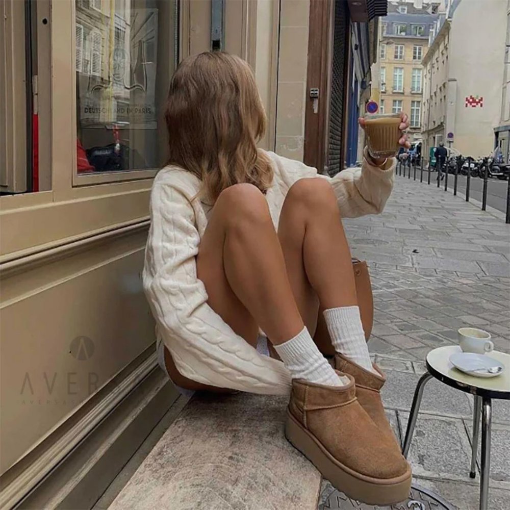 UGG Women's Classic Ultra Mini Platform - Picture 2 of 16